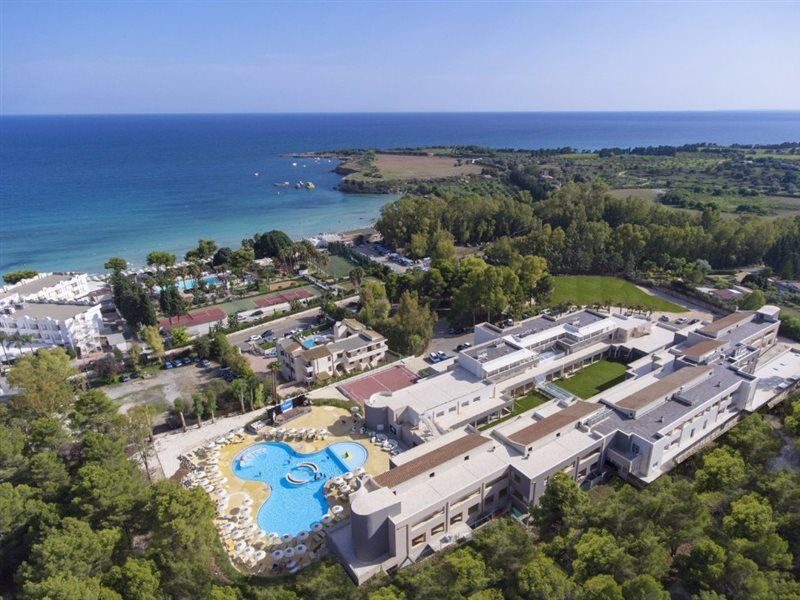 Futura Club Spiagge Bianche Hotel Fontane Bianche Exterior foto