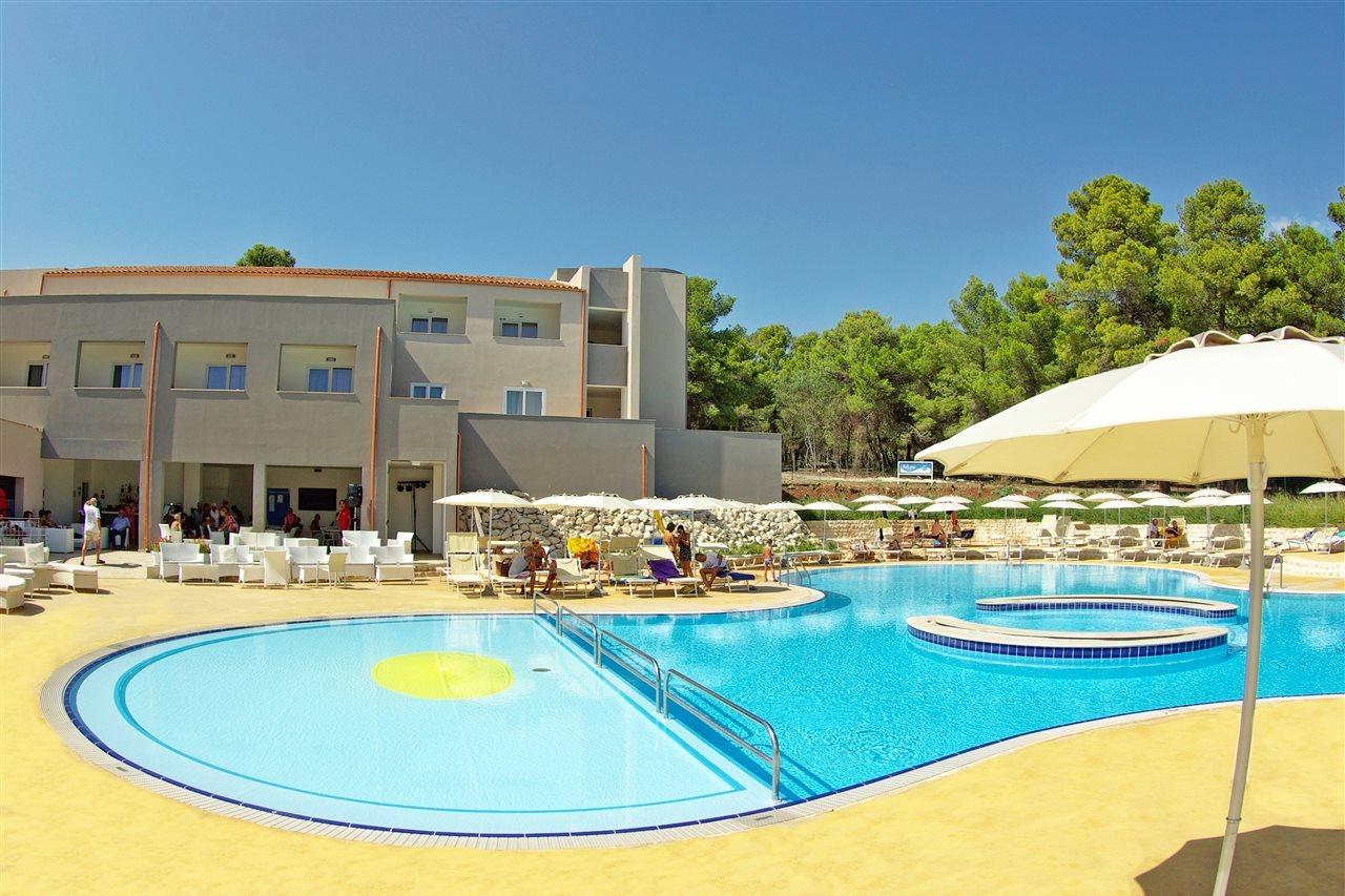 Futura Club Spiagge Bianche Hotel Fontane Bianche Exterior foto