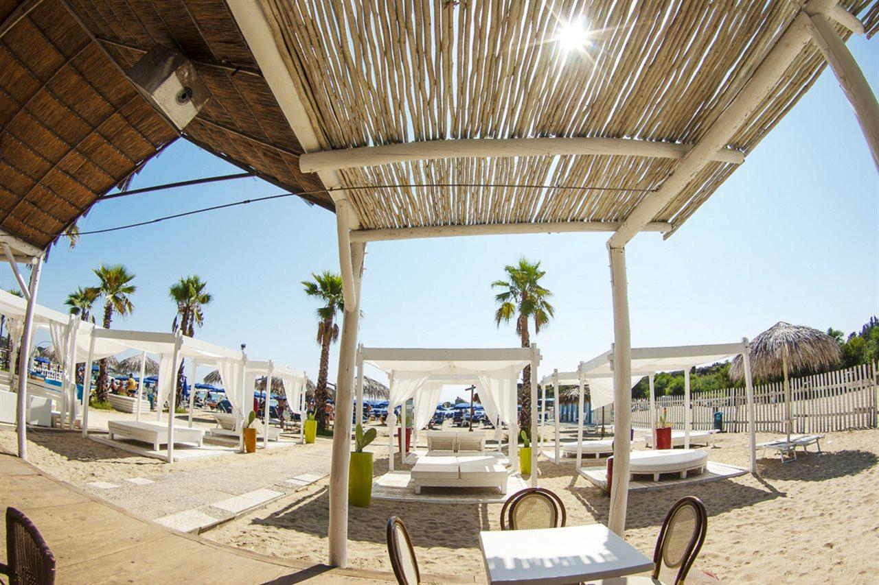 Futura Club Spiagge Bianche Hotel Fontane Bianche Exterior foto